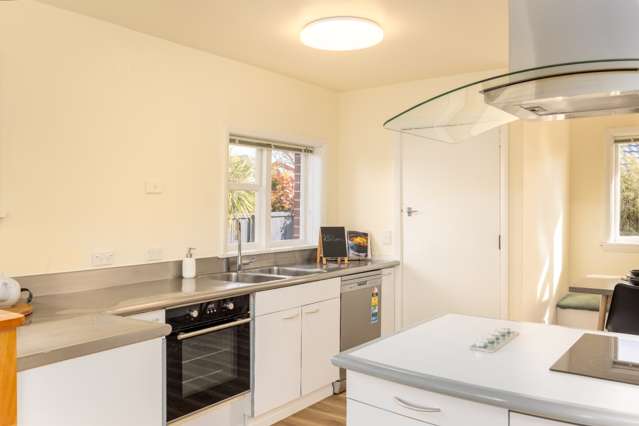 355 Pages Road Aranui_2