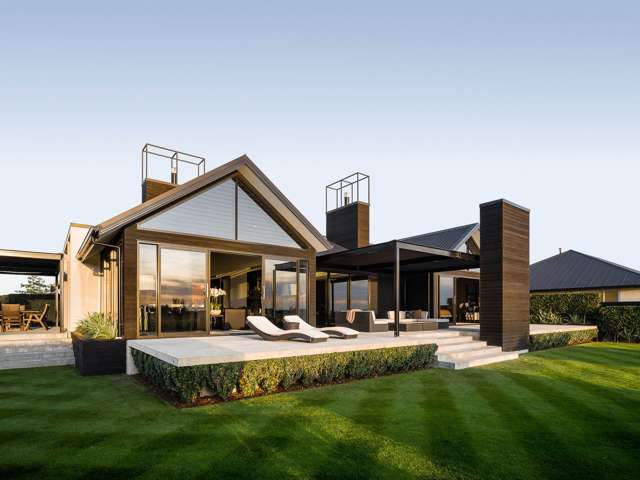 Unrivalled lakefront living