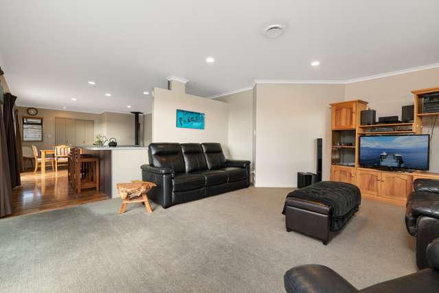 3 Talbot Place Welcome Bay_1