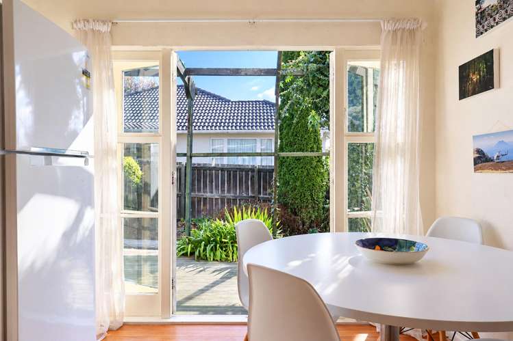 12 Devon Street Glenholme_13