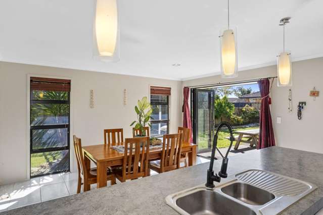 6 Gina Way Welcome Bay_2