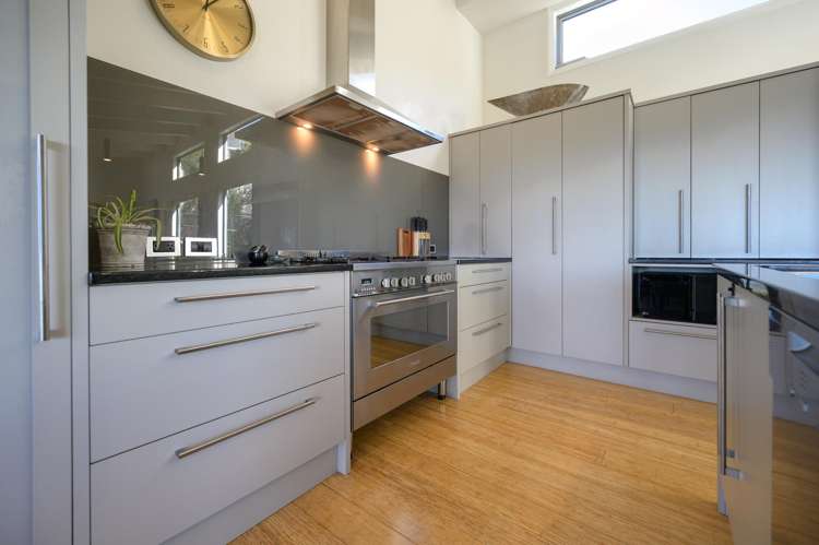 28 Commodore Place Britannia Heights_12