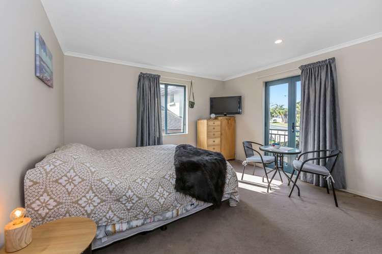 63 Clea View Gulf Harbour_12