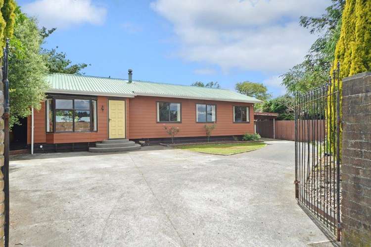 33 William Benton Street Featherston_11