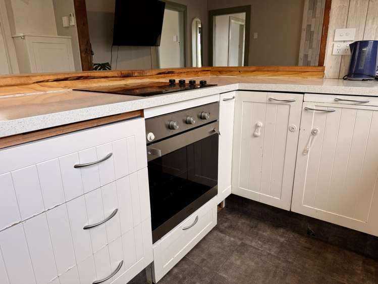 63 Elles Road Otautau_6