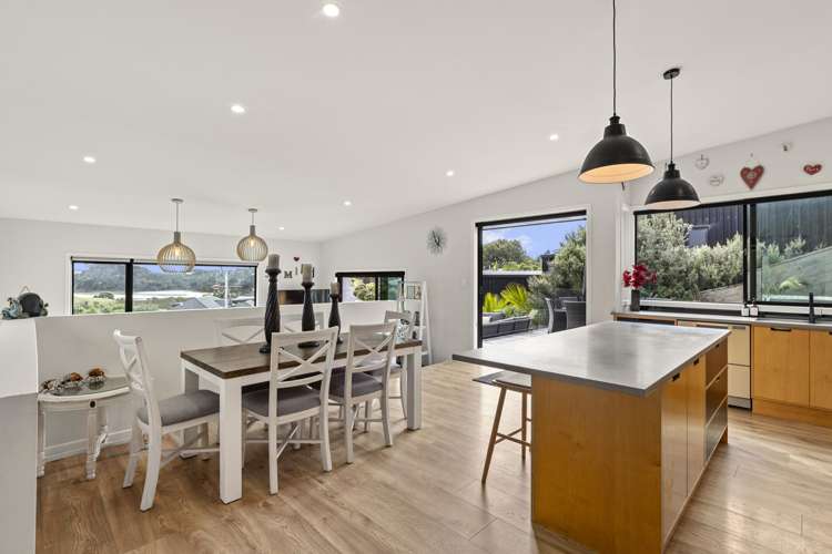 36 Robertson Street Raglan_11