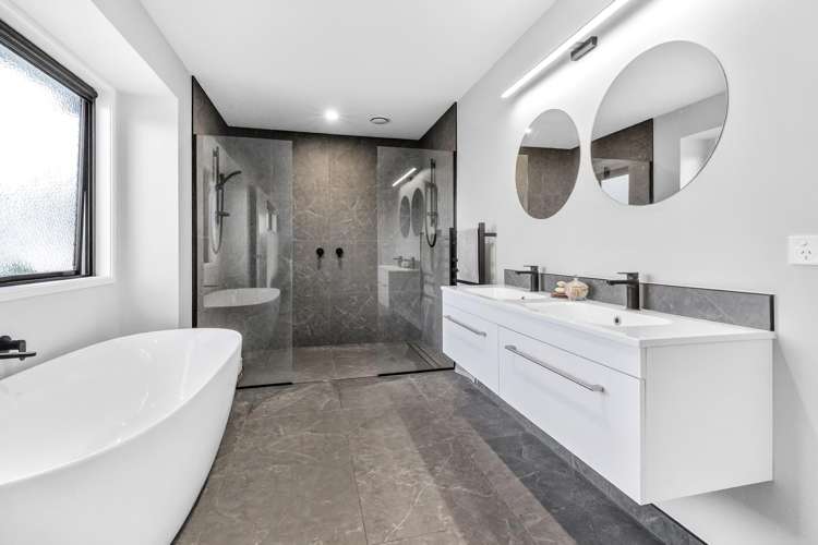 194 Lake Road Okoroire_15