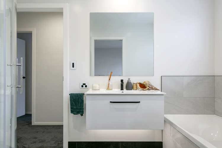 129 Kahotea Drive Motuoapa_16