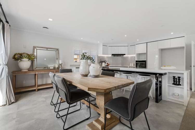 17 Lushington Place Huntington Park_8