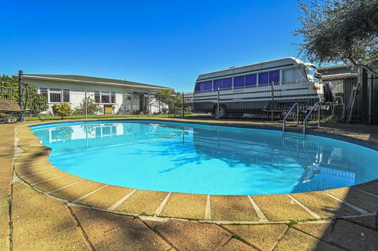 812 Lawrence Street Akina_16