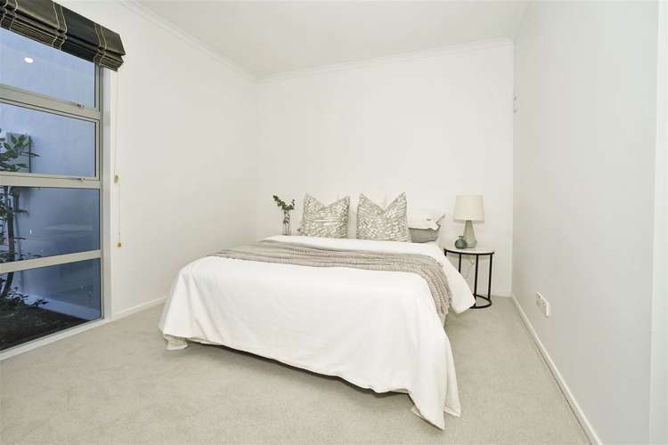 17 Raddington Way Huntington_11