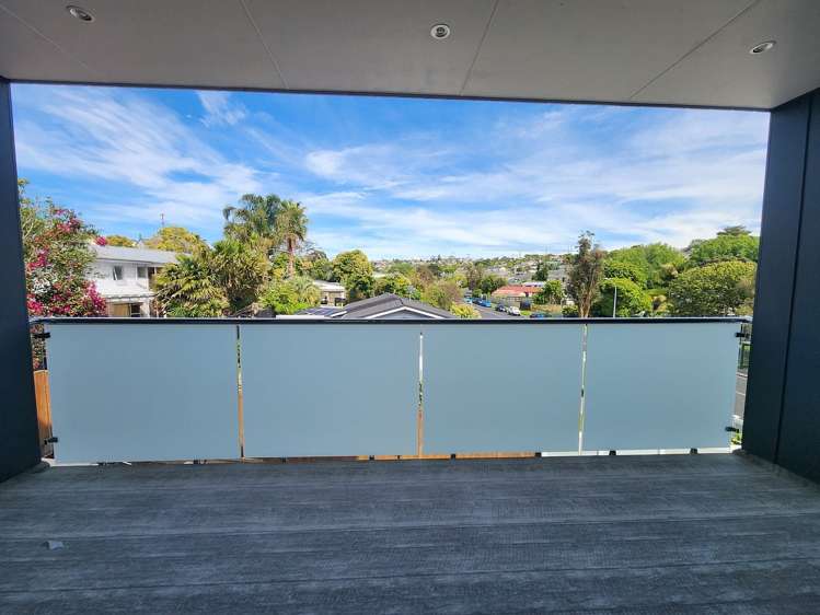22B Totaravale Drive Totara Vale_6