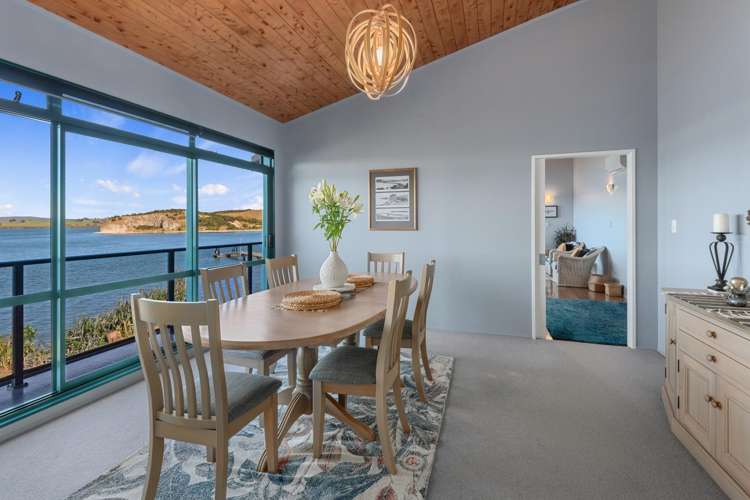 184 Beach Road Onerahi_12