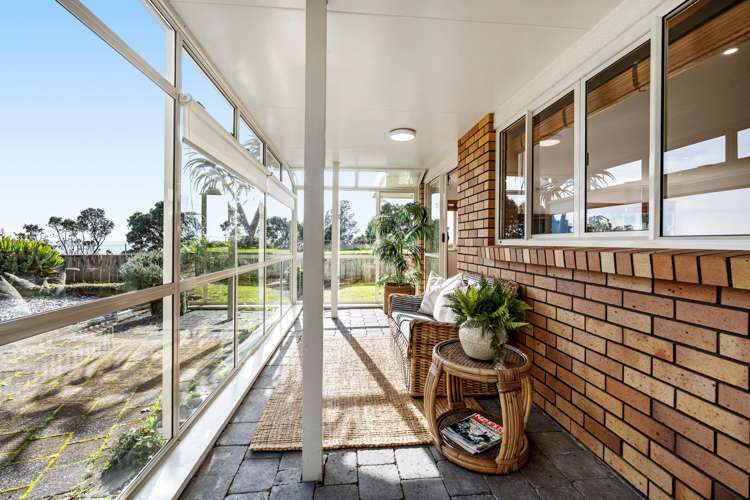 3 Kawaroa Lane New Plymouth_11