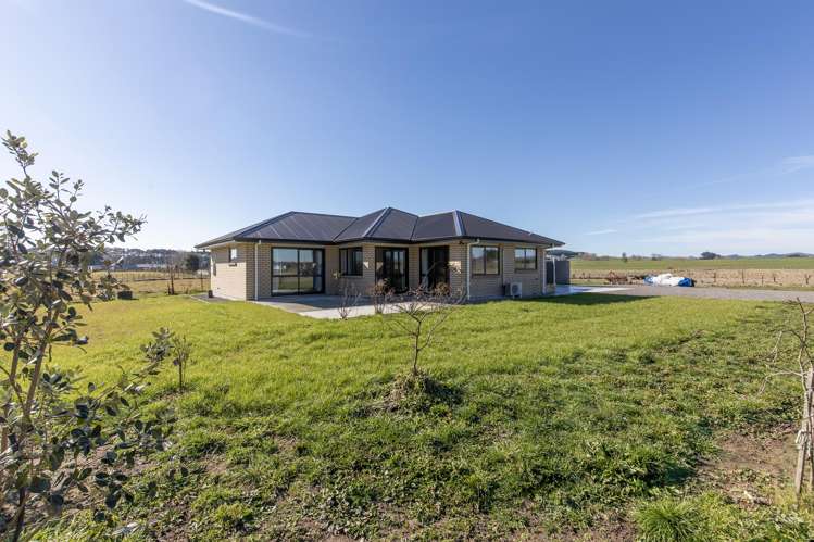 63 Farm Road_0