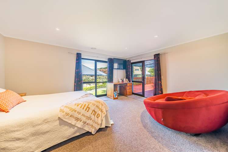 99 Redvers Drive Belmont_19