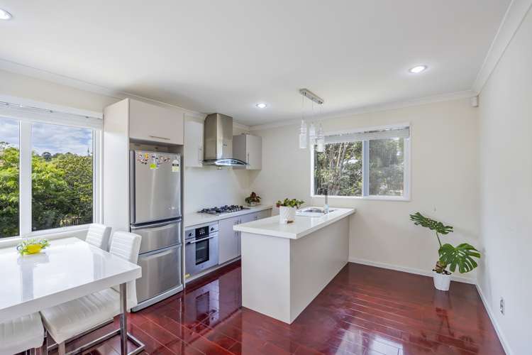 22 Merriefield Avenue Forrest Hill_17