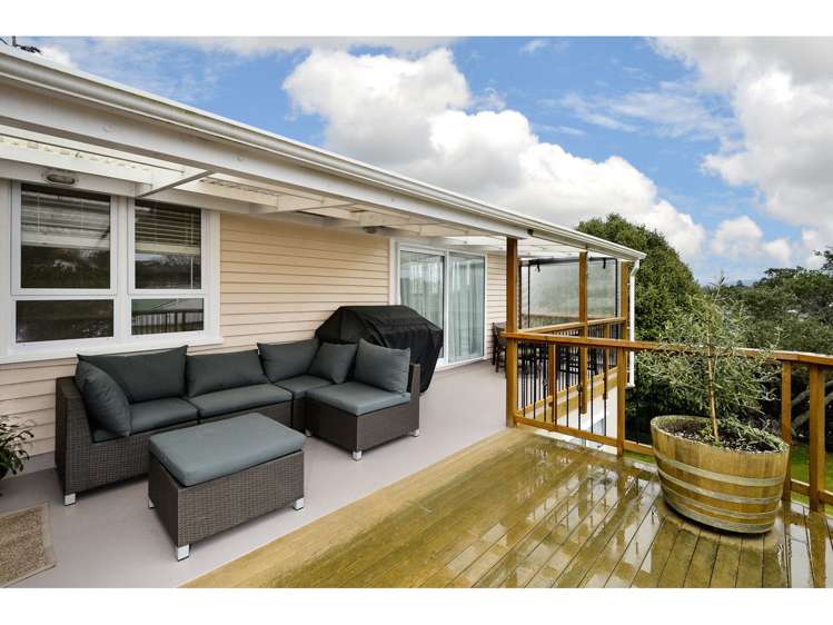 69 Royal Road Massey_8