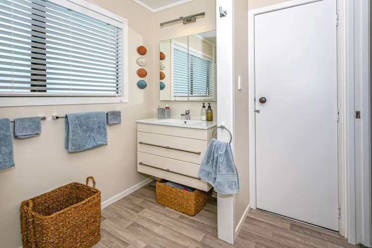 225 Moana Anu Anu Avenue Whangamata_24