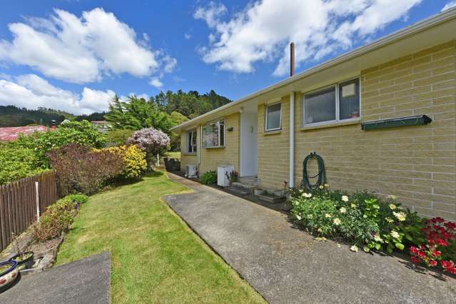 2/57 Sunbrae Drive Silverstream_1