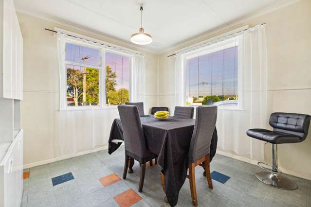 17 Alexander Crescent Otara_4