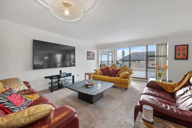 2/9 Takutai Avenue Bucklands Beach_2