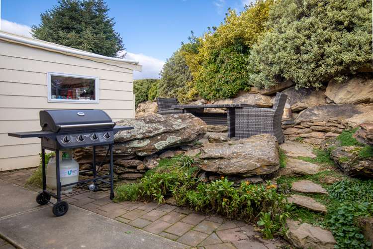 70 Aronui Road Alexandra_12