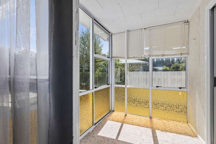 22 Armstrong Avenue Carterton_5