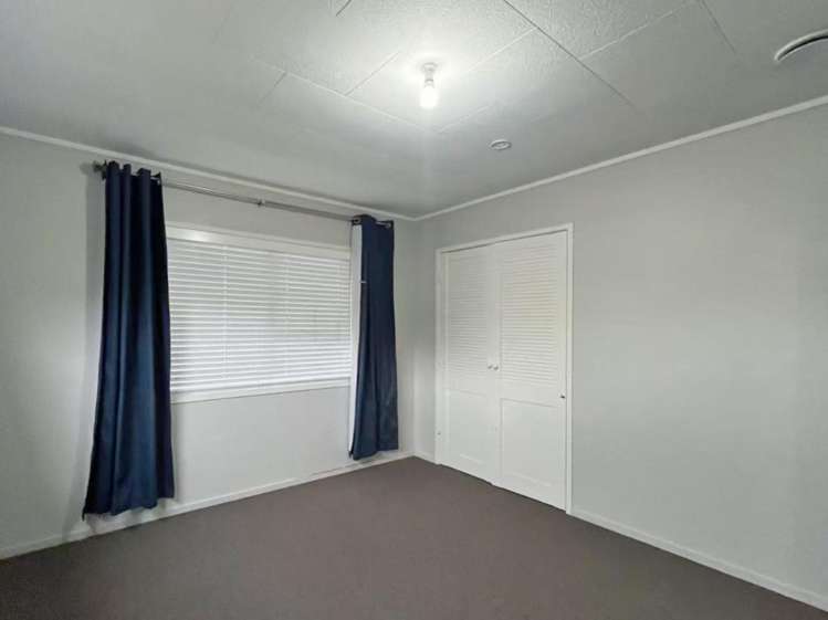 3 Rukumoana Place Clendon Park_12