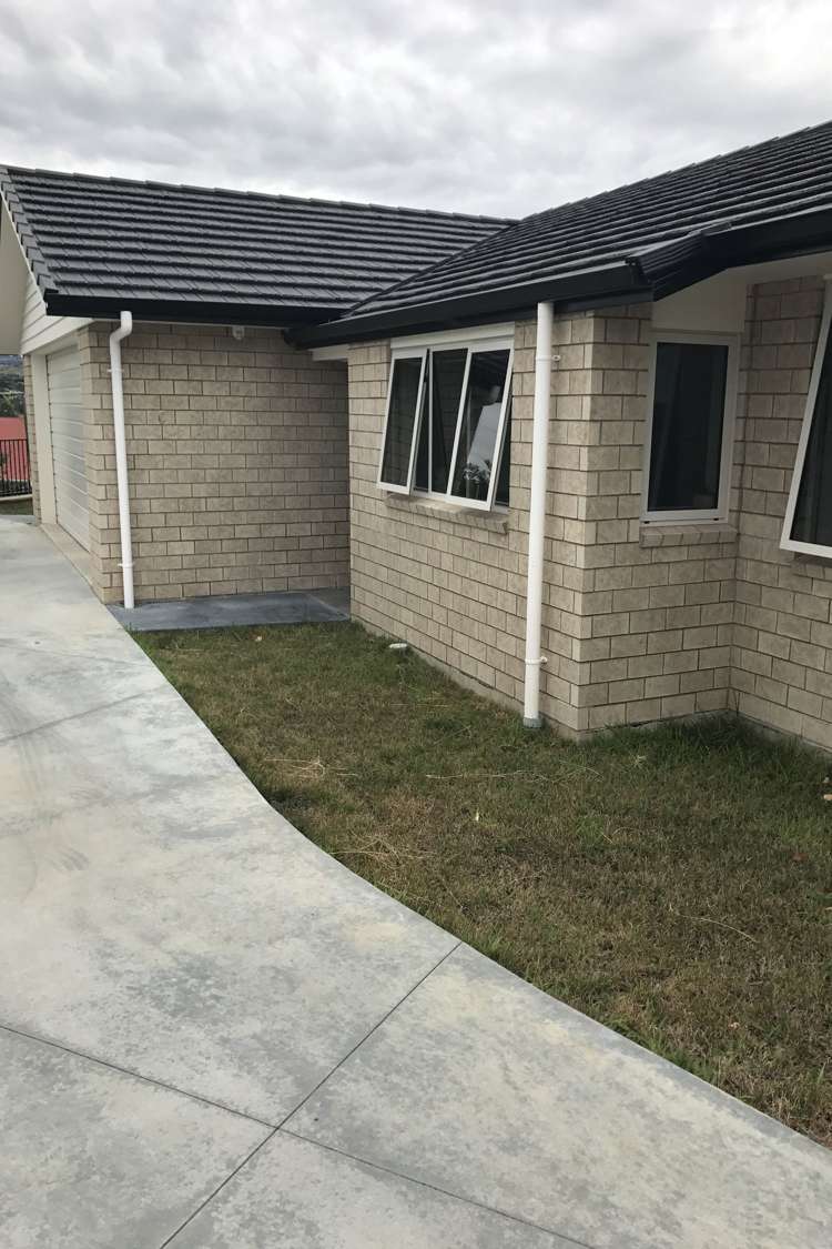 16 Simmonds Grove Greerton_12