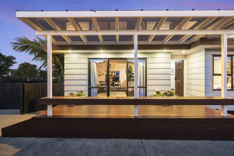 2/21 Gosford Drive Botany Downs_4