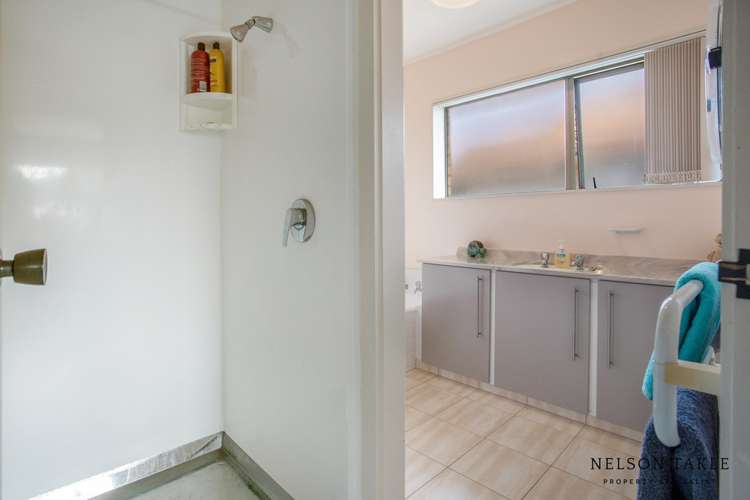 12 Muirfield Street Wattle Downs_11