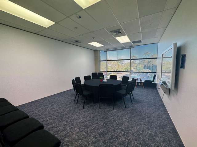 Part Level 1/18 Amersham Way Manukau_3