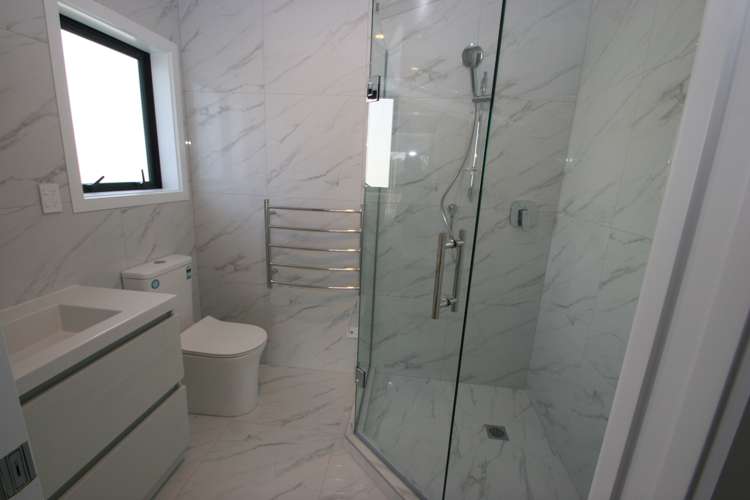 63 Fairclough Road Beach Haven_12