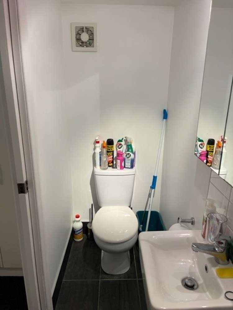 2/34 Sylvan Park Avenue Milford_6