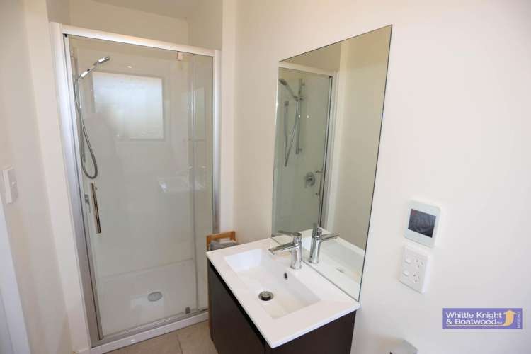 6 Holmcroft Court Cracroft_12