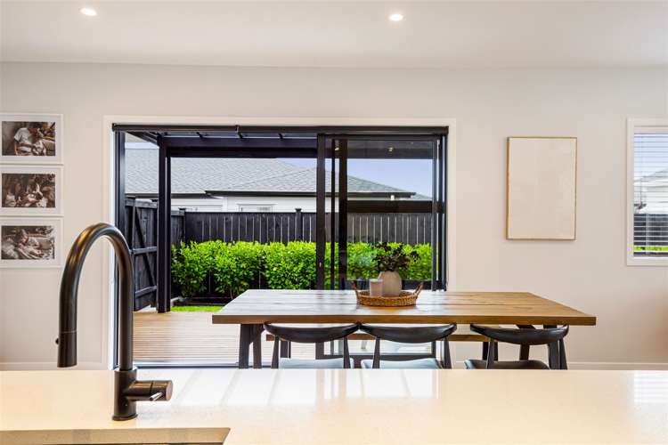 43 Siren Street Wainui_6