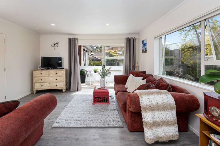 2/28 Parkhill Road Mellons Bay_22