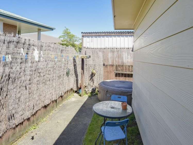 2/59 Beach Road Tahunanui_8