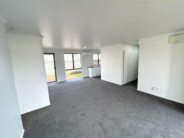 2/14A Keeling Road Henderson_3