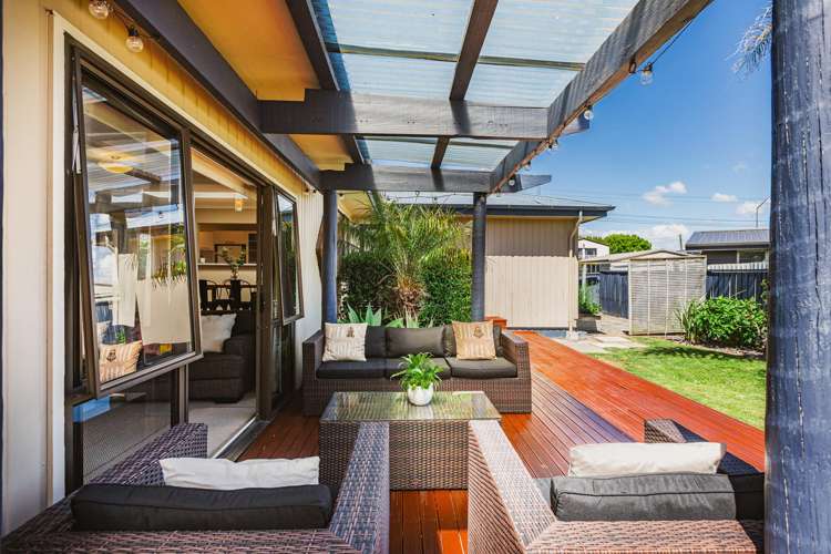 52 Meeanee Road Taradale_17