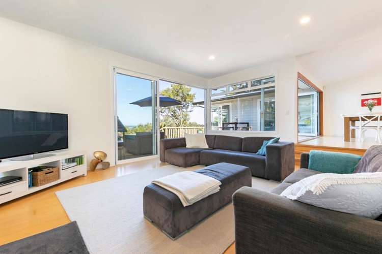 18 Okewa Road Titirangi_8