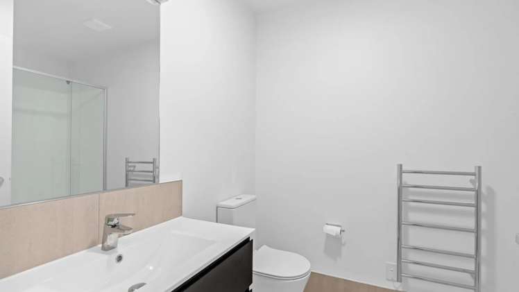 19/11 Carlos Drive 10673_5