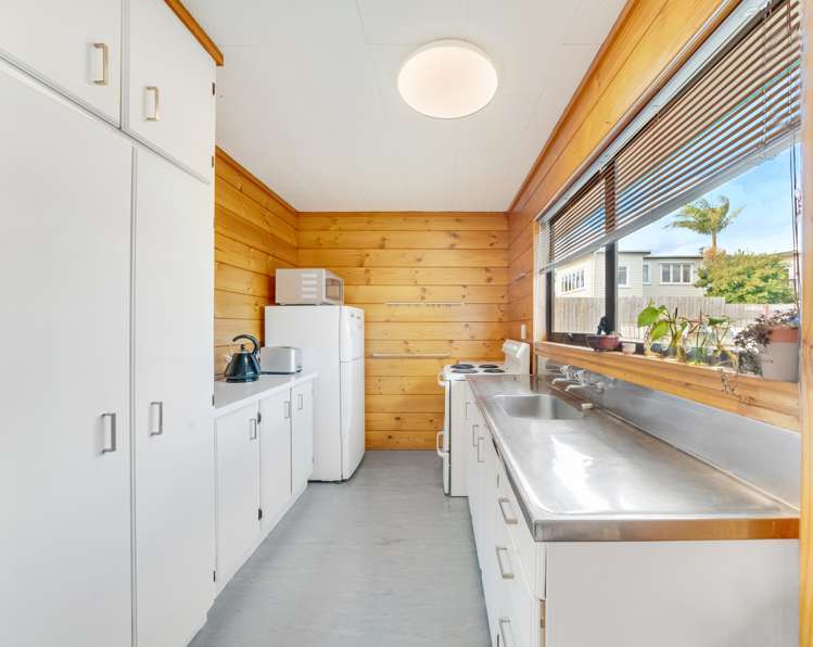 2/16 Ingram Street Papakura_6