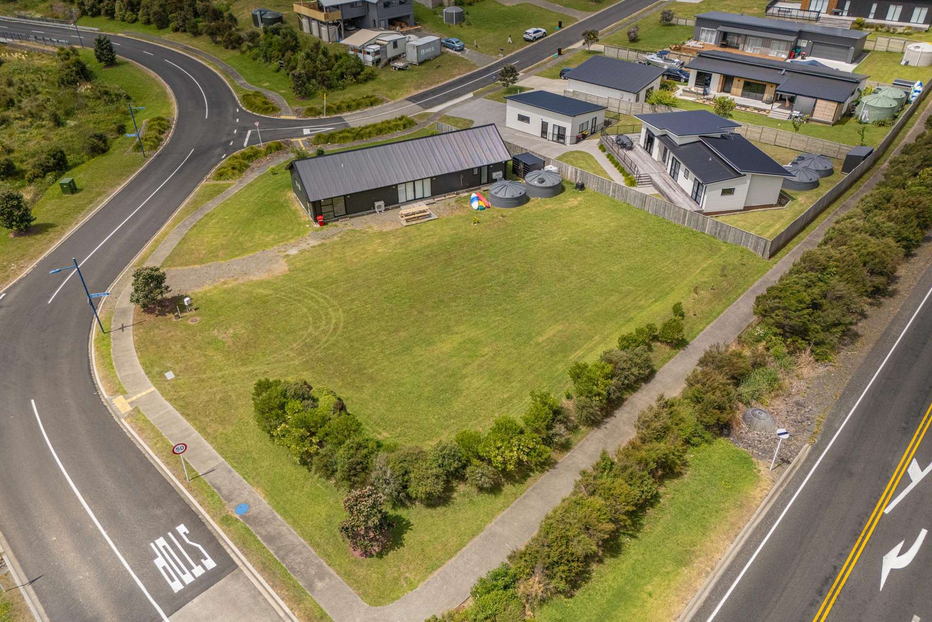 4 Longreach Drive Cooks Beach_0