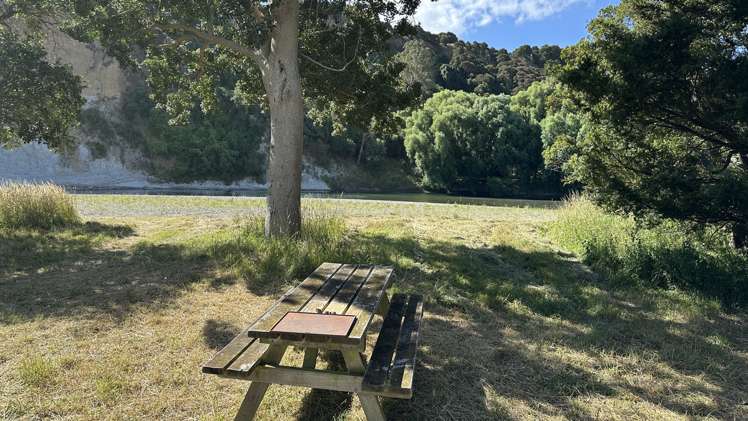 429 Riverside Road Martinborough_5