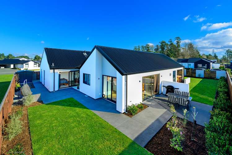 10 Benashet Drive Lincoln_40