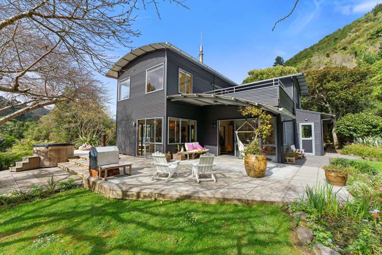 787 Otaki Gorge Road Te Horo_1