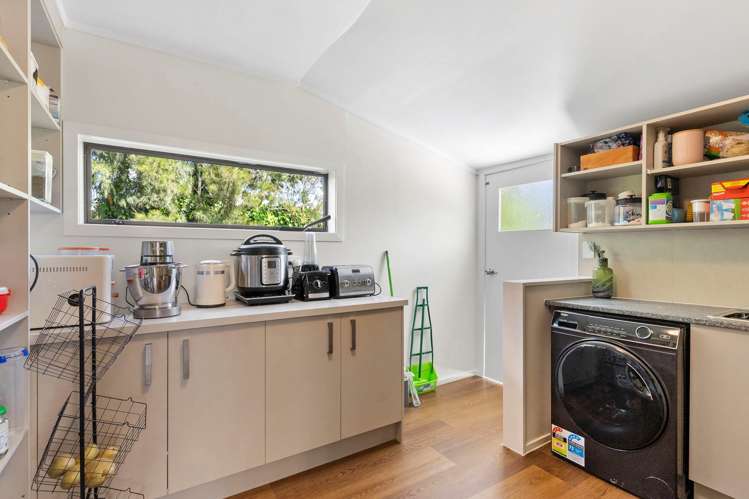 1402 Glenbrook Road Glenbrook_26