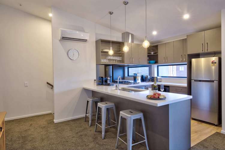 12 Saint Lauras Lane Queenstown_5